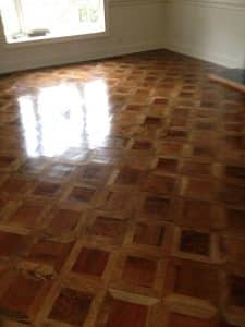 inly-wood-floor-before