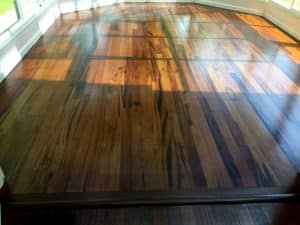 wood-floor-with-tigerwood-stain