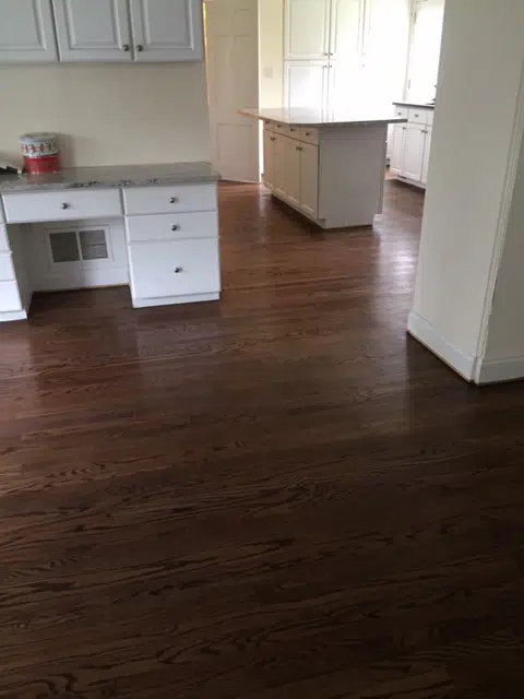 smooth-dark-wood-floor-in-kitchen